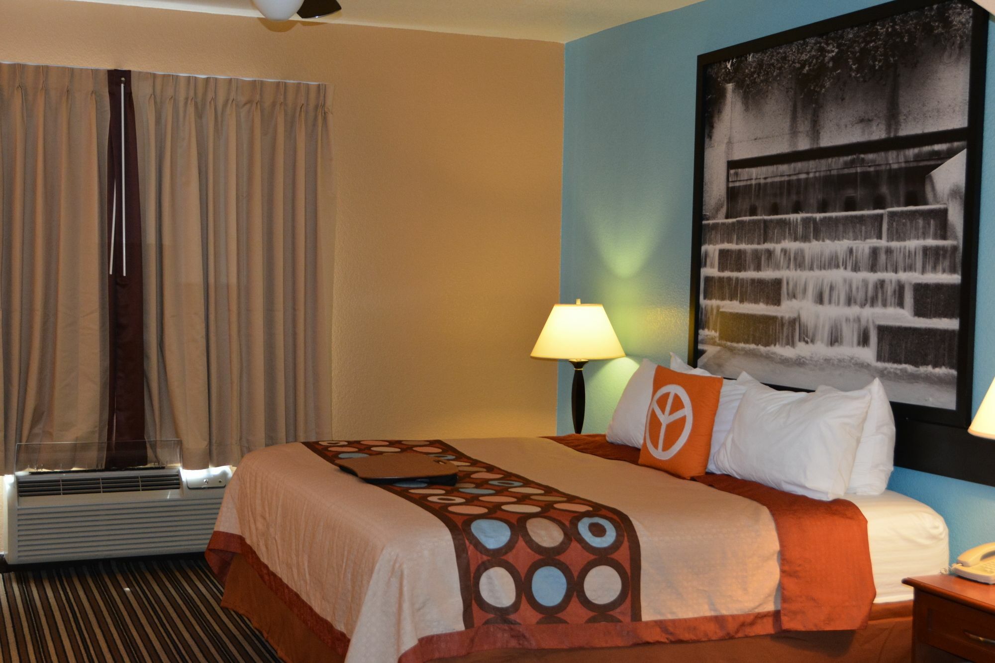 Super 8 By Wyndham Austin/Airport South Hotel Eksteriør billede